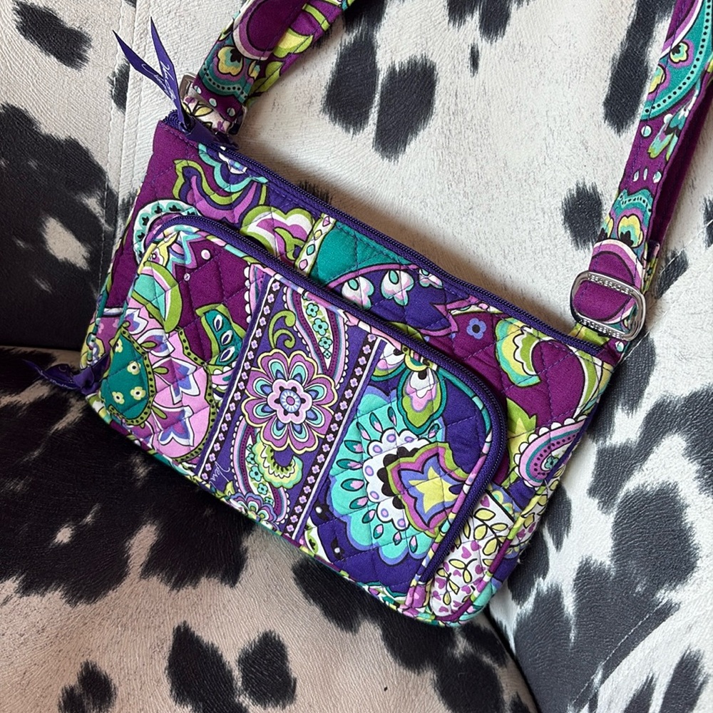 #18 Vera Bradley Crossbody